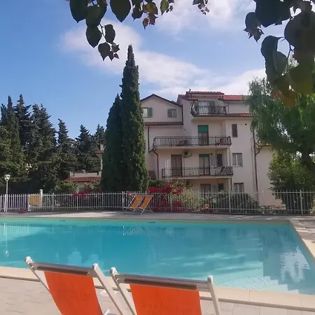 Oleandro Lejlighedshotel Pietra Ligure
