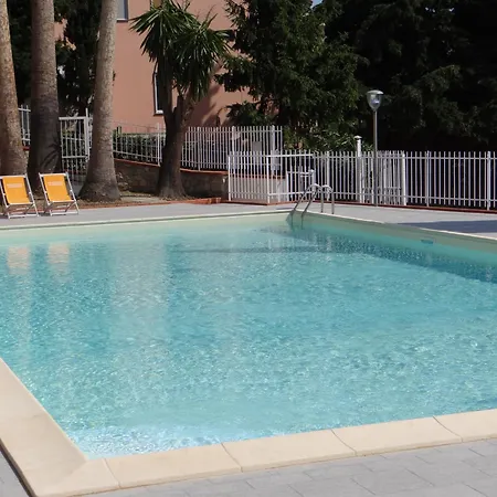 Apartmanhotel Oleandro Pietra Ligure