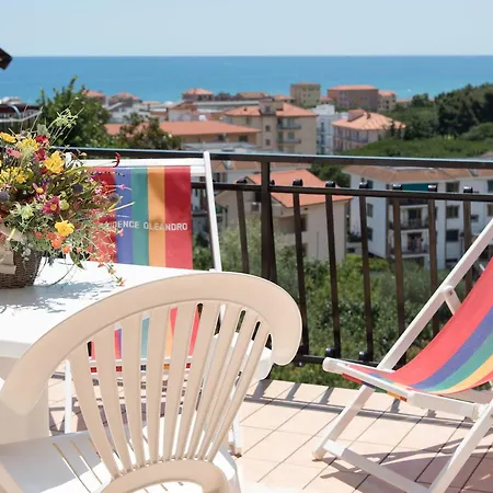 Oleandro Lejlighedshotel Pietra Ligure