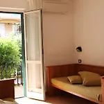 Oleandro Apartmanhotel 3*