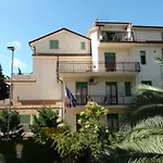 Oleandro פייטרה ליגורה
