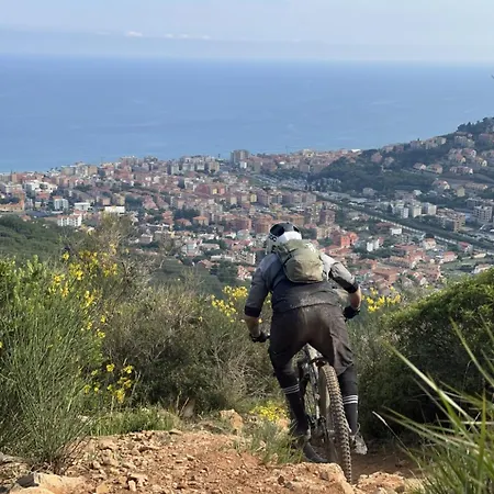 Aparthotel Oleandro Pietra Ligure
