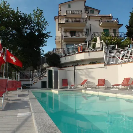 Oleandro Aparthotel 3*
