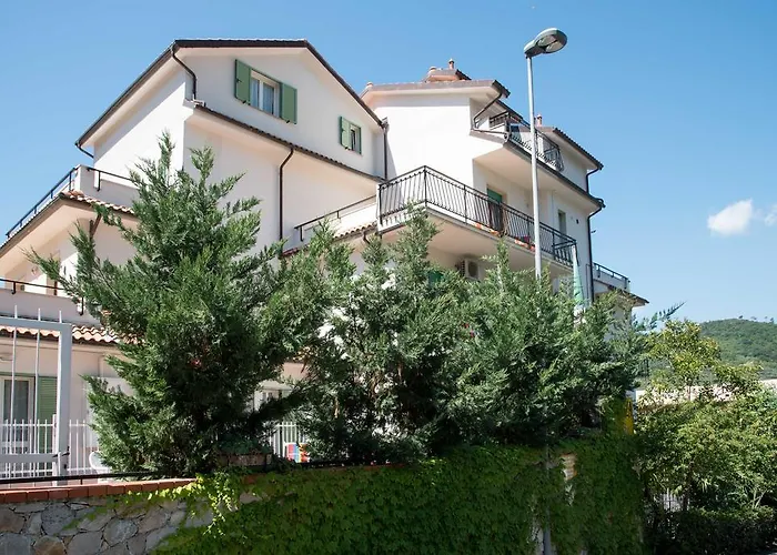 Lägenhetshotell Oleandro Pietra Ligure