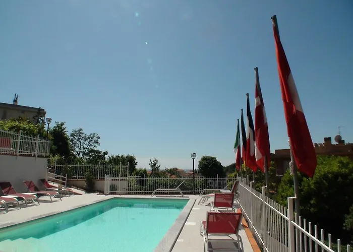 Oleandro Lägenhetshotell 3*