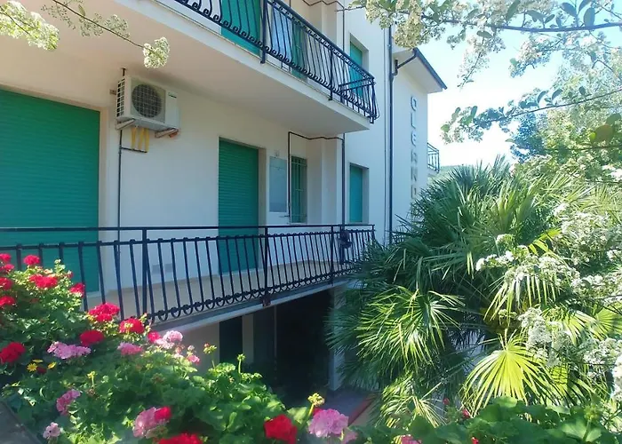 Oleandro Lägenhetshotell 3*